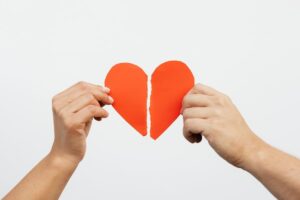 夫婦関係が破綻しているサインとその対処法｜離婚？関係を続ける選択肢はあり？